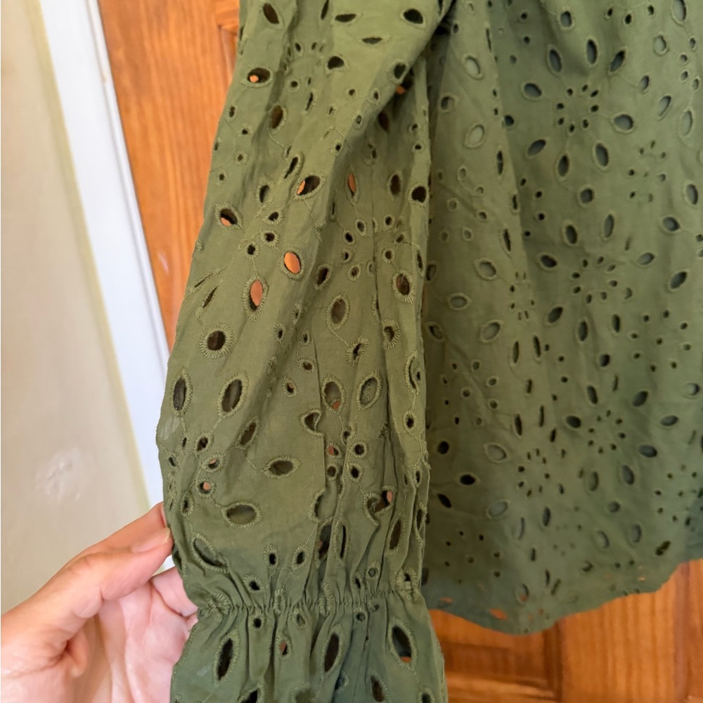 NWT Pretty garden Olive Green Eyelet Peasant Blouse - Women - Picture 2 of 9